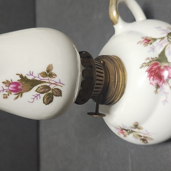 Vintage Norcrest oil lamp - Picture 2 of 5